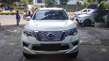 2018 Nissan Terra VL - Mobil Pilihan (s-1) 2018 Nissan Terra VL - Mobil Pilihan (s-1)