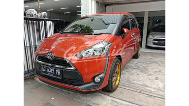 2017 Toyota Sienta V CVT 2017 Toyota Sienta V CVT