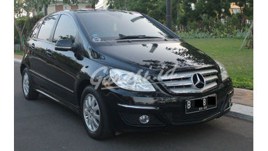 2011 Mercedes Benz B-Class B180 - Pajak Panjang 2011 Mercedes Benz B-Class B180 - Pajak Panjang