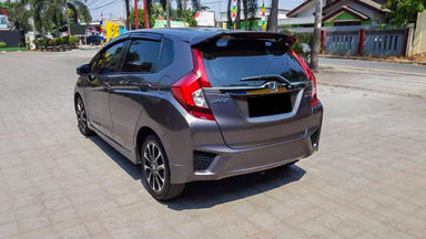 2017 Honda Jazz RS - Mobil Pilihan (s-3) 2017 Honda Jazz RS - Mobil Pilihan (s-3)