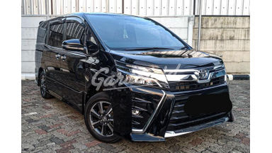 2017 Toyota Voxy Voxy - Siap Pakai 2017 Toyota Voxy Voxy - Siap Pakai