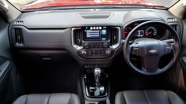2016 Chevrolet Trailblazer LTZ - Mobil Pilihan (s-4) 2016 Chevrolet Trailblazer LTZ - Mobil Pilihan (s-4)