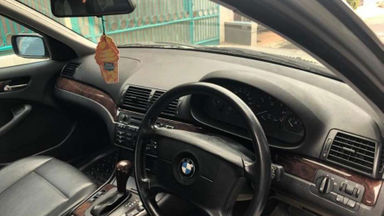 2004 BMW 3 Series 318i E46 - 2.0 Low KM (s-3) 2004 BMW 3 Series 318i E46 - 2.0 Low KM (s-3)