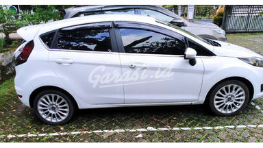 2015 Ford Fiesta S 2015 Ford Fiesta S