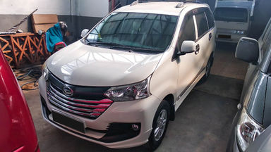 2015 Daihatsu Xenia 1.3 X - Mobil Pilihan (s-1) 2015 Daihatsu Xenia 1.3 X - Mobil Pilihan (s-1)