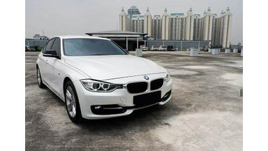 2015 BMW 3 Series 320i - Mobil Pilihan 2015 BMW 3 Series 320i - Mobil Pilihan
