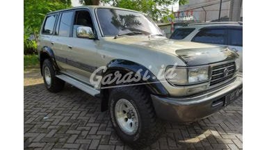 1997 Toyota Land Cruiser VX R - Istimewa Siap Pakai 1997 Toyota Land Cruiser VX R - Istimewa Siap Pakai