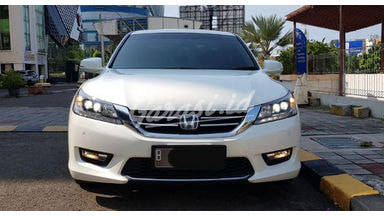 2015 Honda Accord Skyactiv - Barang Antik 2015 Honda Accord Skyactiv - Barang Antik