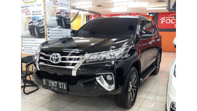 2016 Toyota Fortuner VRZ - Pajak panjang 2016 Toyota Fortuner VRZ - Pajak panjang
