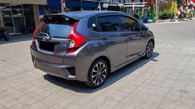 2017 Honda Jazz RS - Mobil Pilihan (s-2) 2017 Honda Jazz RS - Mobil Pilihan (s-2)