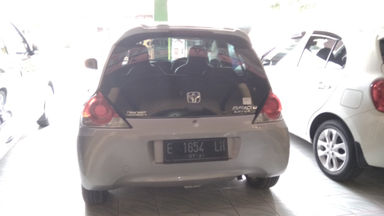 2016 Honda Brio SATYA S - Kondisi Ciamik (s-8) 2016 Honda Brio SATYA S - Kondisi Ciamik (s-8)