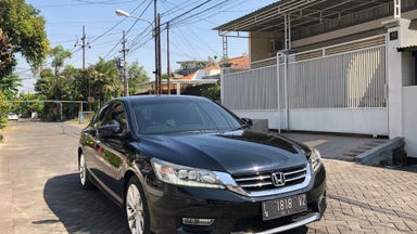 2013 Honda Accord VTIL Automatic - "KM 32rb" Record Service (s-1) 2013 Honda Accord VTIL Automatic - "KM 32rb" Record Service (s-1)