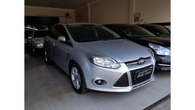 2012 Ford Focus Trend - Siap Pakai & Terawat 2012 Ford Focus Trend - Siap Pakai & Terawat