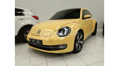 2013 Volkswagen Beetle 2.0 - Terawat Siap Pakai 2013 Volkswagen Beetle 2.0 - Terawat Siap Pakai
