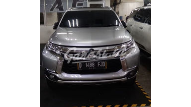 2016 Mitsubishi Pajero DAKAR - Siap Pakai Dan Mulus Pemakaian Pribadi 2016 Mitsubishi Pajero DAKAR - Siap Pakai Dan Mulus Pemakaian Pribadi