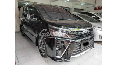 2019 Toyota Voxy 2.0 2019 Toyota Voxy 2.0