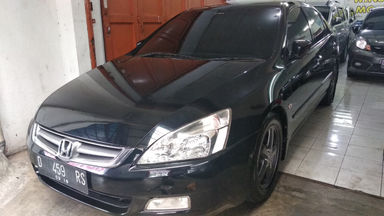 2004 Honda Accord MT - mulus terawat, kondisi OK, Tangguh (s-0) 2004 Honda Accord MT - mulus terawat, kondisi OK, Tangguh (s-0)