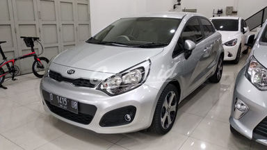 2013 KIA Rio AT 2013 KIA Rio AT
