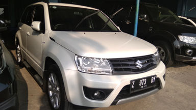2016 Suzuki Grand Vitara - Kondisi Mulus Siap Pakai 2016 Suzuki Grand Vitara - Kondisi Mulus Siap Pakai