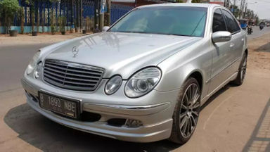 2003 Mercedes Benz E-Class e240 - Barang Cakep 2003 Mercedes Benz E-Class e240 - Barang Cakep