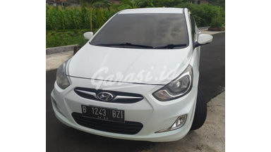 2012 Hyundai Grand Avega GL 2012 Hyundai Grand Avega GL