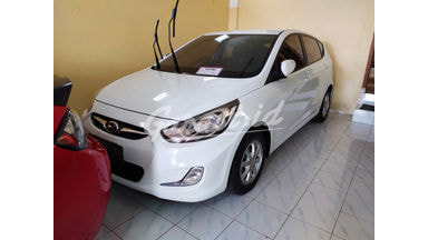 2012 Hyundai Grand Avega GL 2012 Hyundai Grand Avega GL