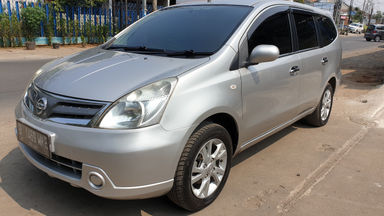 2013 Nissan Grand Livina Matic - Kredit dibantu TDP RINGAN 2013 Nissan Grand Livina Matic - Kredit dibantu TDP RINGAN