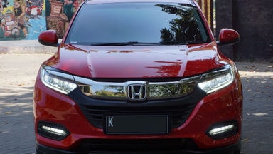2018 Honda HR-V Special Edition - Automatic, KM 10rb, Nol Spet, Like New 99% (s-1) 2018 Honda HR-V Special Edition - Automatic, KM 10rb, Nol Spet, Like New 99% (s-1)