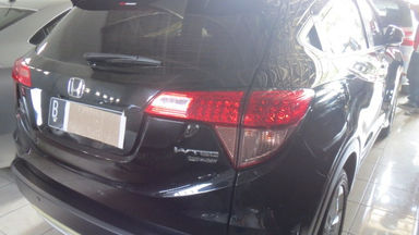 2015 Honda HR-V 1,5 - SIAP PAKAI!!! (s-3) 2015 Honda HR-V 1,5 - SIAP PAKAI!!! (s-3)