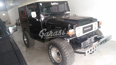1980 Toyota Land Cruiser FJ40 - Kondisi Mulus Tinggal Pakai 1980 Toyota Land Cruiser FJ40 - Kondisi Mulus Tinggal Pakai