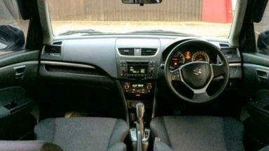 2014 Suzuki Swift GX - istimewa (s-5) 2014 Suzuki Swift GX - istimewa (s-5)