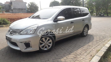 2013 Nissan Grand Livina Sv - Ktp Luar Kota Bisa Dibantu 2013 Nissan Grand Livina Sv - Ktp Luar Kota Bisa Dibantu