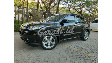 2017 Honda HR-V E CVT - Mobil Pilihan 2017 Honda HR-V E CVT - Mobil Pilihan