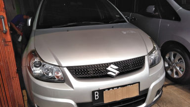 2011 Suzuki Sx4 x over - Barang Cakep (s-2) 2011 Suzuki Sx4 x over - Barang Cakep (s-2)