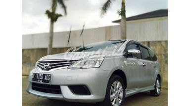 2015 Nissan Grand Livina SV 2015 Nissan Grand Livina SV