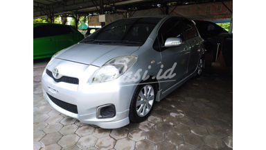 2012 Toyota Yaris E 2012 Toyota Yaris E