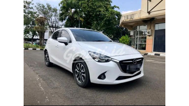 2015 Mazda 2 R - Mobil Pilihan 2015 Mazda 2 R - Mobil Pilihan