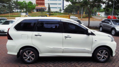 2016 Toyota Avanza Veloz - Mobil Pilihan (s-2) 2016 Toyota Avanza Veloz - Mobil Pilihan (s-2)
