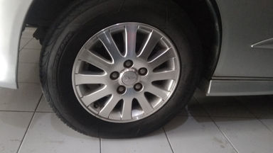 2012 Daihatsu Luxio X - Barang Istimewa (s-5) 2012 Daihatsu Luxio X - Barang Istimewa (s-5)