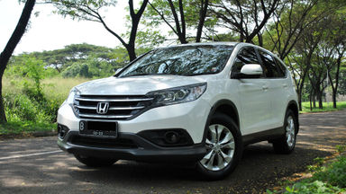 2012 Honda CR-V s - Nyaman Terawat Pajak Panjang 2012 Honda CR-V s - Nyaman Terawat Pajak Panjang