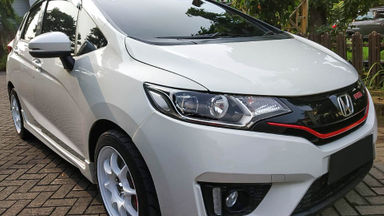2017 Honda Jazz RS - Mobil Pilihan 2017 Honda Jazz RS - Mobil Pilihan
