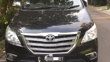2010 Toyota Kijang Innova 2.0 V - Barang Bagus Siap Pakai (s-0) 2010 Toyota Kijang Innova 2.0 V - Barang Bagus Siap Pakai (s-0)