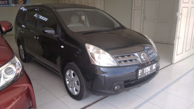 2010 Nissan Grand Livina 1.5 XV - Kondisi Ciamik 2010 Nissan Grand Livina 1.5 XV - Kondisi Ciamik