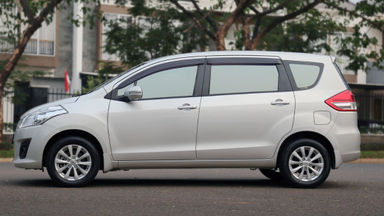 2015 Suzuki Ertiga GL - Dp 16Jt nego setelah lihat mobil (s-12) 2015 Suzuki Ertiga GL - Dp 16Jt nego setelah lihat mobil (s-12)