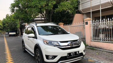 2016 Honda BR-V E Prestige - White "KM Rendah" Record Service (s-1) 2016 Honda BR-V E Prestige - White "KM Rendah" Record Service (s-1)