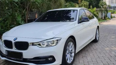 2018 BMW 320i LCI - UNIT TERAWAT, SIAP PAKAI, NO PR (s-0) 2018 BMW 320i LCI - UNIT TERAWAT, SIAP PAKAI, NO PR (s-0)