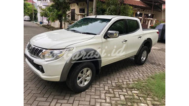 2015 Mitsubishi Strada Triton GLX 2015 Mitsubishi Strada Triton GLX