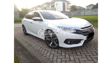 2018 Honda Civic ES Sedan 2018 Honda Civic ES Sedan