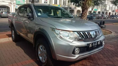 2015 Mitsubishi Triton 4X4 Double Cabin - Istimewa 2015 Mitsubishi Triton 4X4 Double Cabin - Istimewa