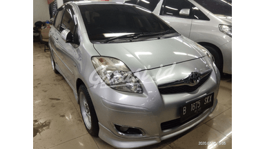 2010 Toyota Yaris S - Kredit Mulus Rapi 2010 Toyota Yaris S - Kredit Mulus Rapi